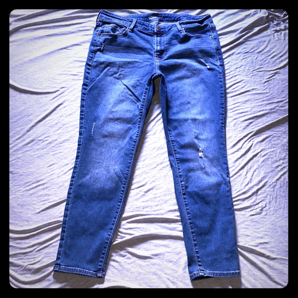 Old Navy Rockstar super skinny jeans size 12 short